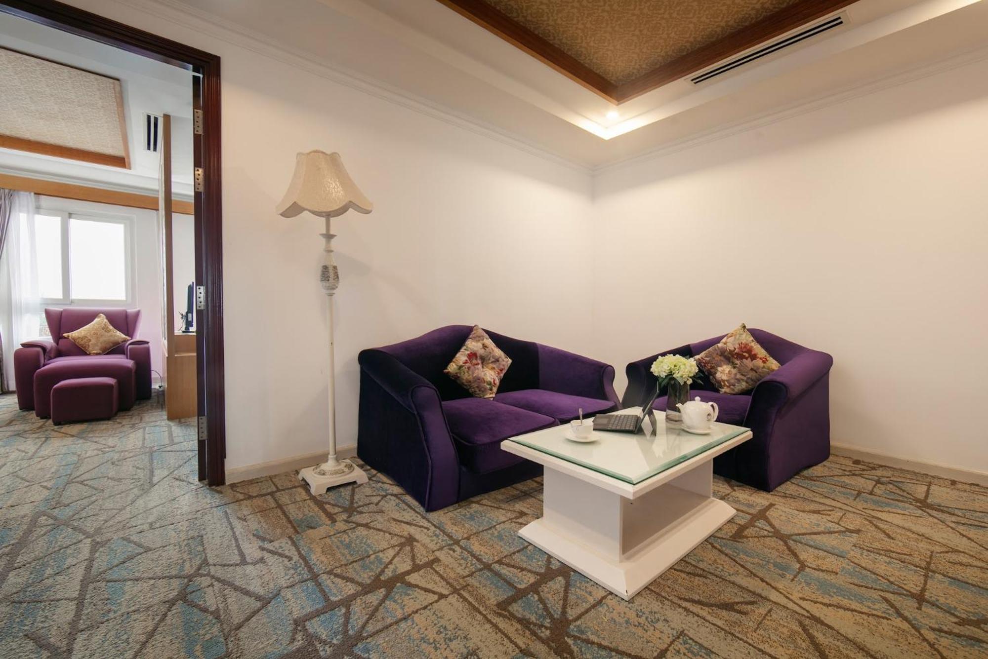 Nesta Hotel Cần Thơ Exterior foto