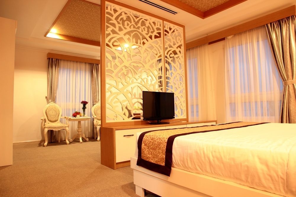 Nesta Hotel Cần Thơ Exterior foto